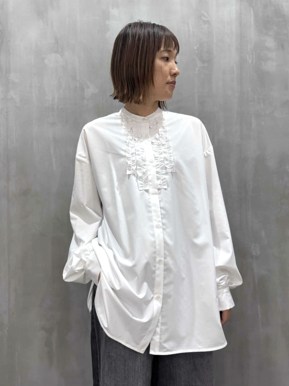 CYAN TOKYO 2ラインフリルオーバーシャツ