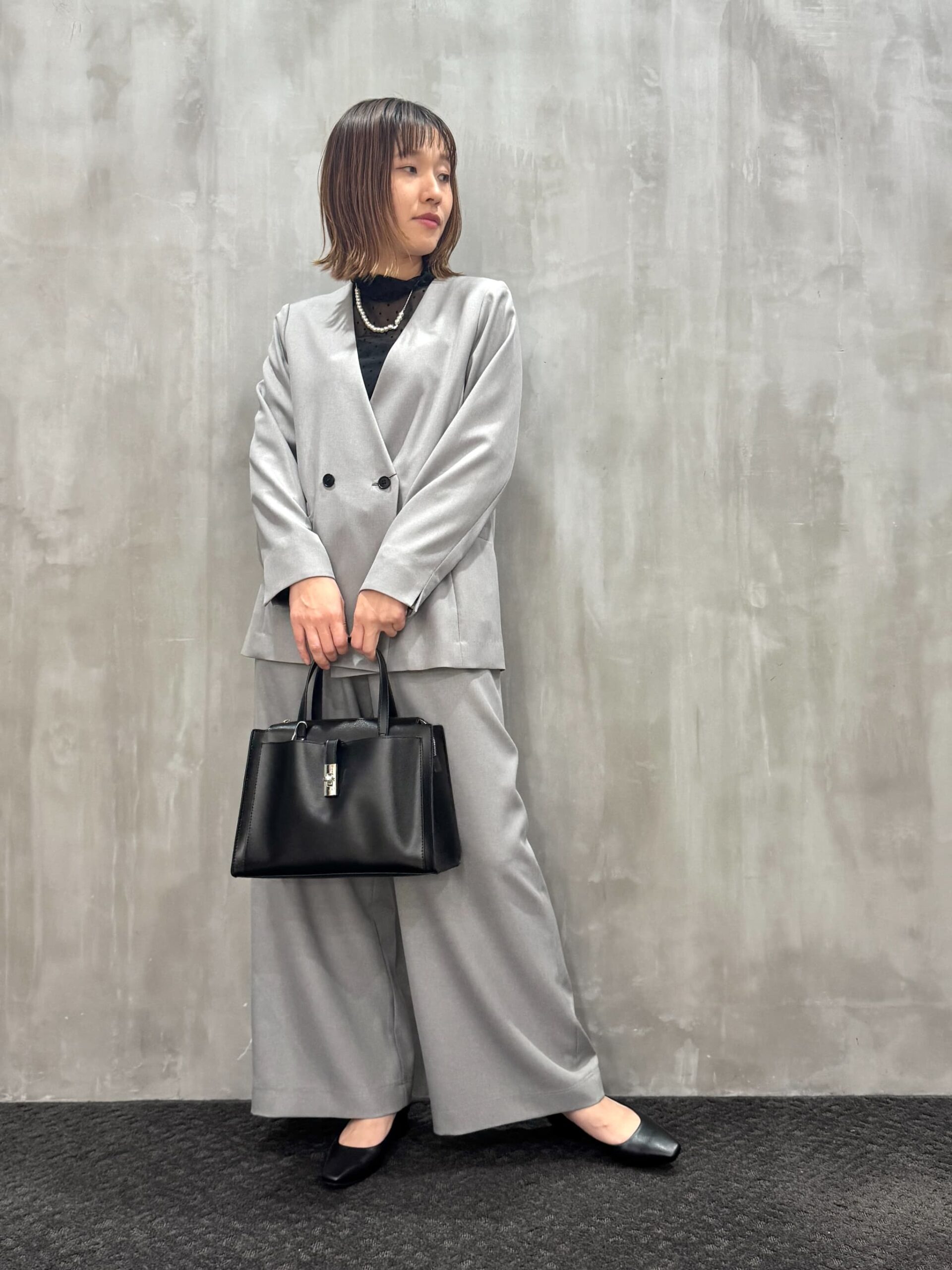 グレースーツ 入卒式 ママコーデ