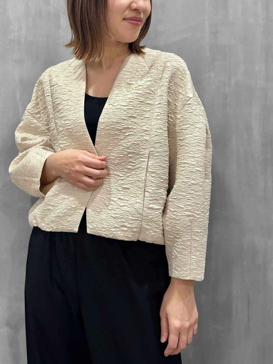 trois（トロワ）｜ふくれジャガードショートジャケット｜T261-83005