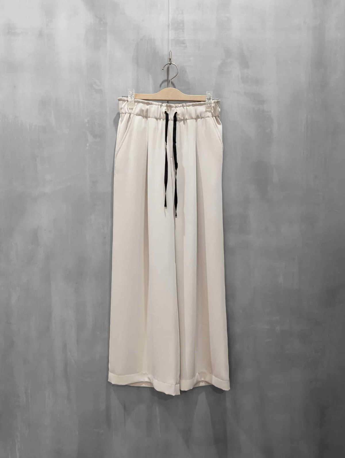 trois（トロワ）｜ダブルクロス ワイドイージーパンツ｜T261-87014