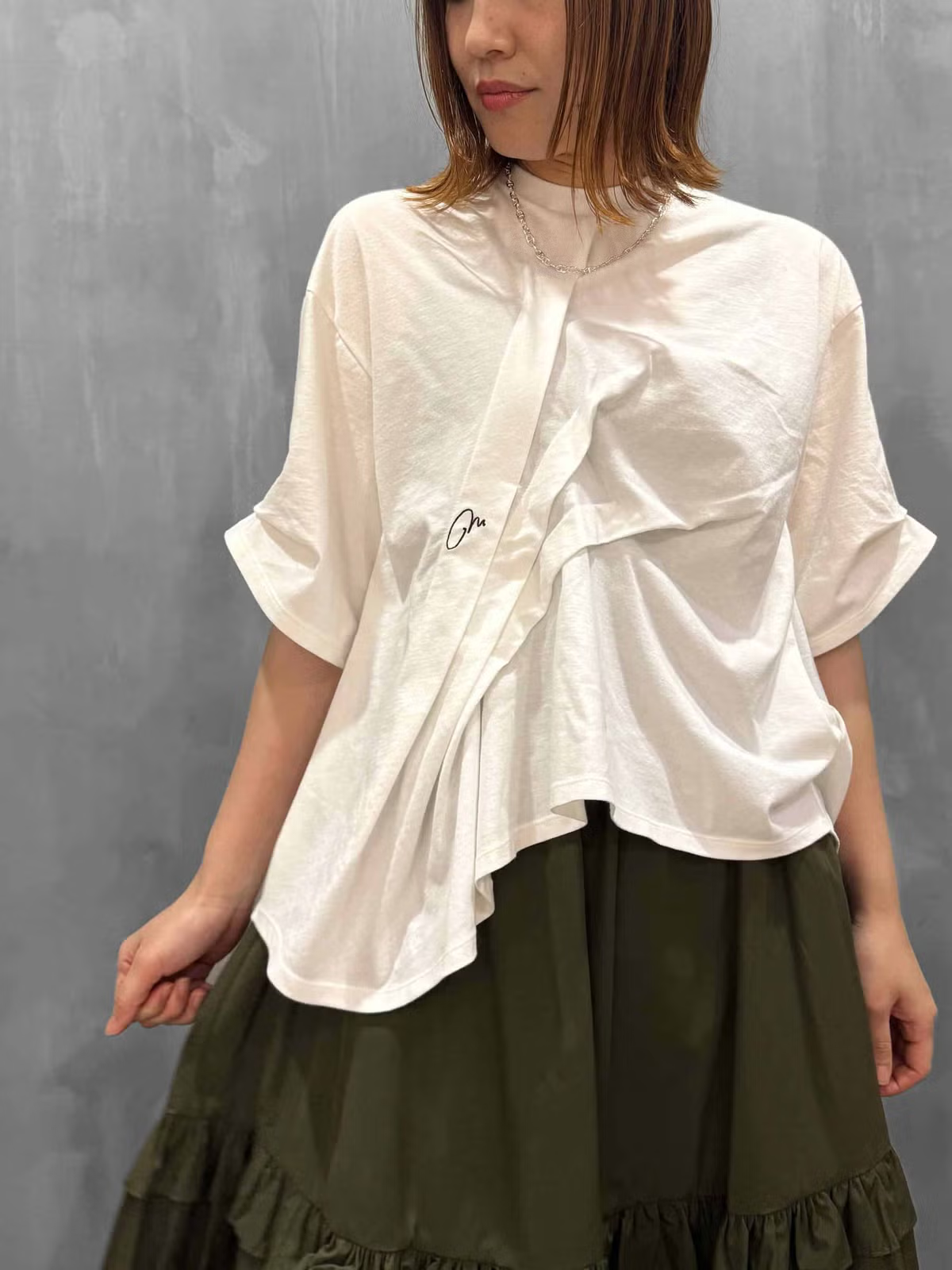 1枚で決まる春トップス特集